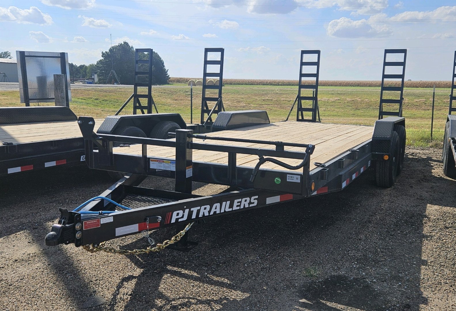 New 2025 PJ TRAILERS 20' x 6 in. Channel (CC) Equipment Trailer St John Kansas
